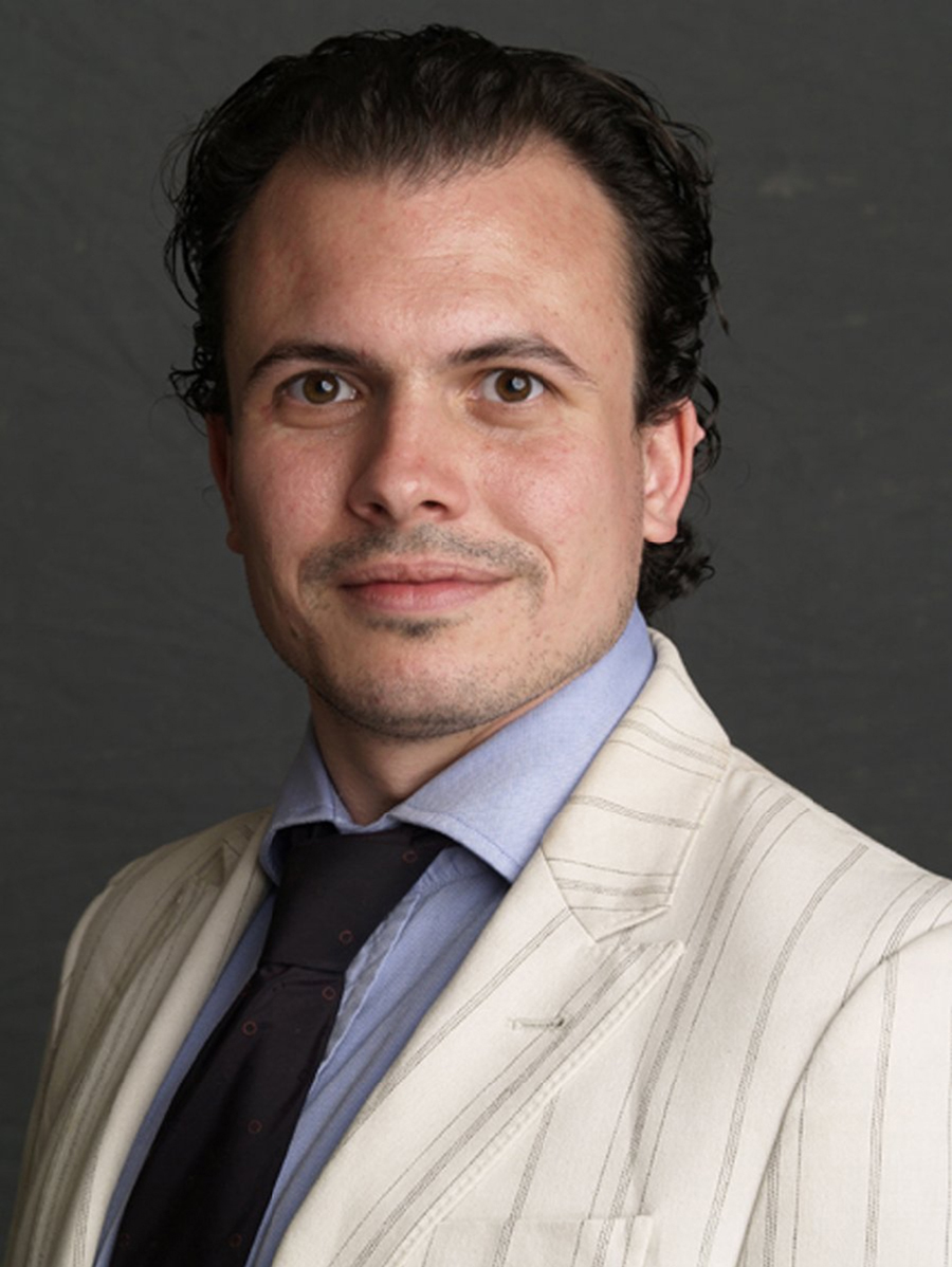 Arman Raphael Schwartz